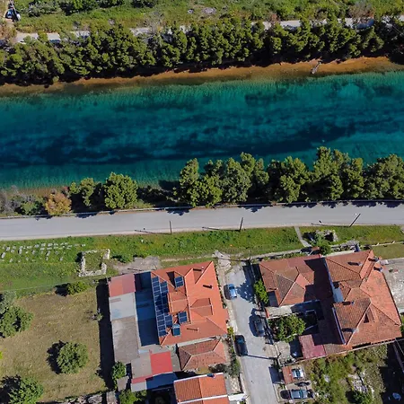 דירה The House Next To The Canal ! *