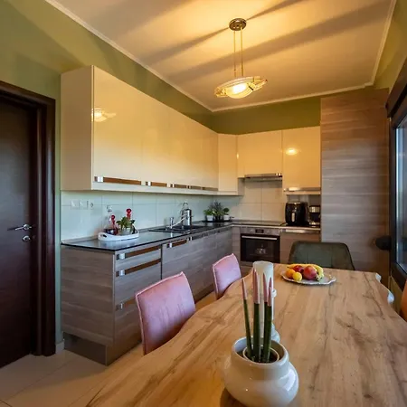 דירה The House Next To The Canal !